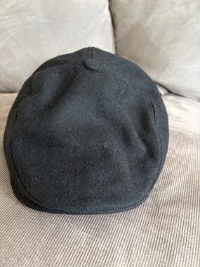 BOSTON SCALLY COMPANY Black Wool Newsboy Cap m/l